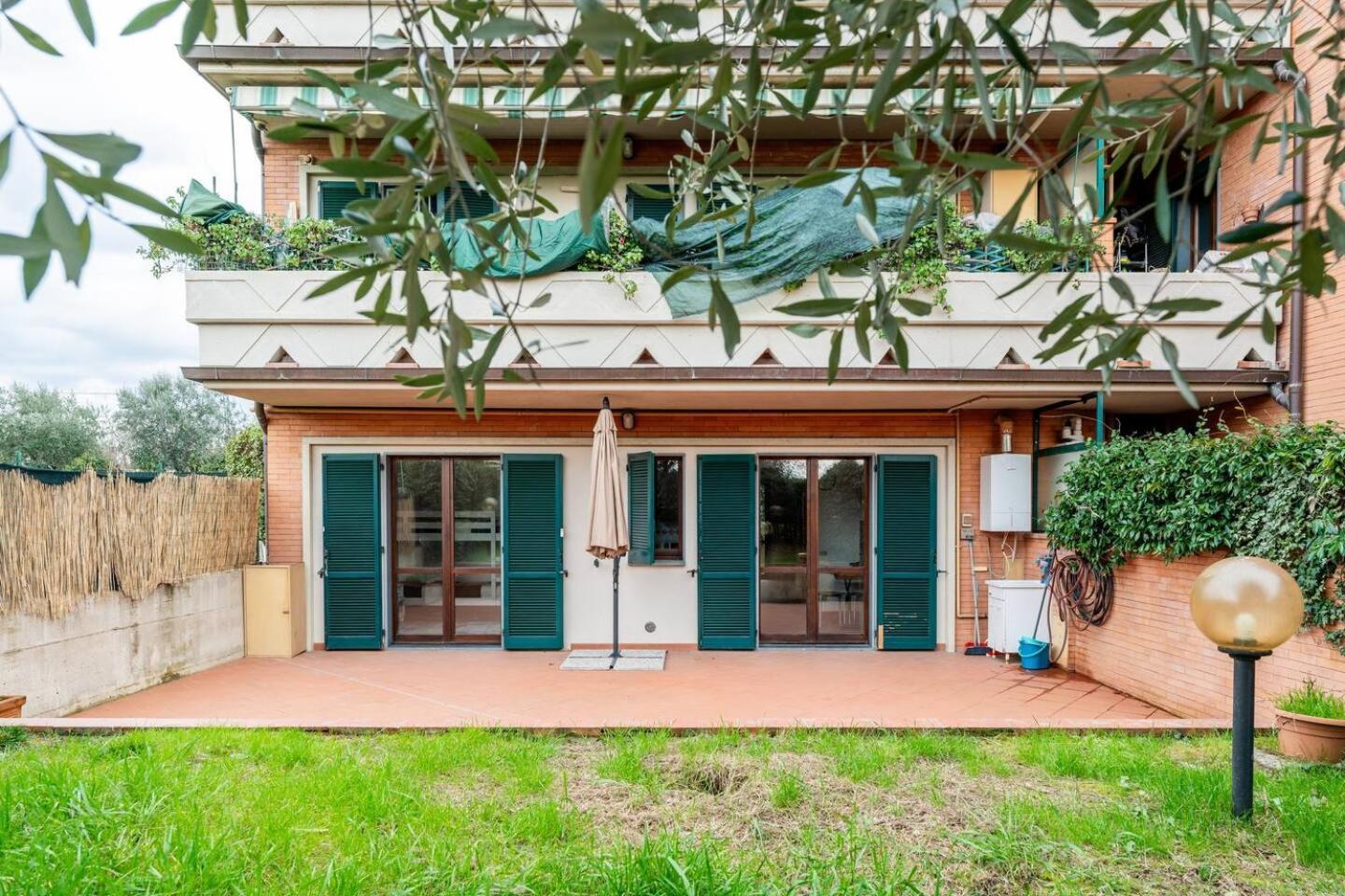 Nave Home Vacation - Entire Apartament Firenze Bagian luar foto